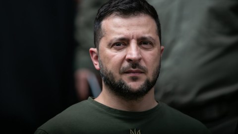 Zelenski Donetsk vilayətinə baş çəkib