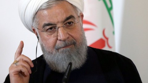 Həsən Ruhani İran seçicilərini azərbaycanlı namizədə səs verməyə ÇAĞIRDI