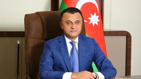 TƏBİB rəhbəri doğuma görə pul alan həkimlərə xəbərdarlıq etdi