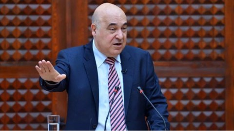 “Məsud Pezeşkianın soyadını “yan” sonluğu ilə yazanlar bunu qəsdən edirlər!” - Çingiz Abdullayev
