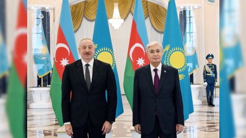İlham Əliyev Kasım-Jomart Tokayevlə görüşüb
