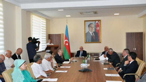 Pirallahı Rayon Ağsaqqallar Şurasının hesabat konfransı - FOTO