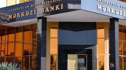 Bugünkü hərracda 61,3 milyon dollar satılıb