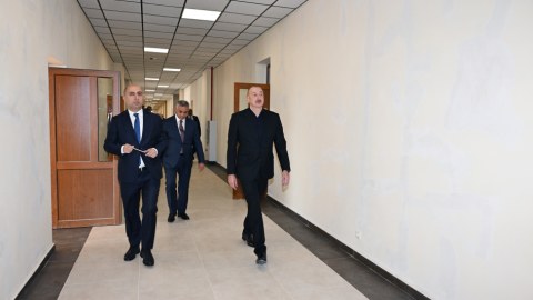 Prezident Qarabağ Universitetində görülən işlərlə tanış oldu