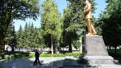 “Azərişıq”ın sədri Oğuzda vətəndaşları qəbul edib - FOTOLAR