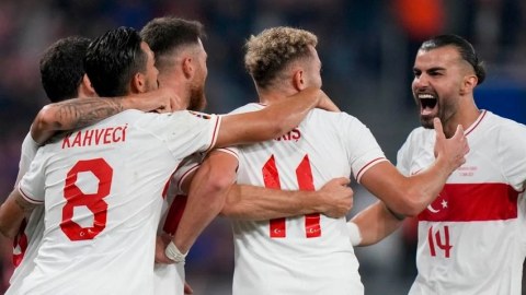Türkiyə millisi bu gün 1/4 final oyununa çıxır 