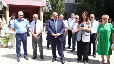 BSU-da tələbələrin əl işlərindən ibarət sərgi - FOTO