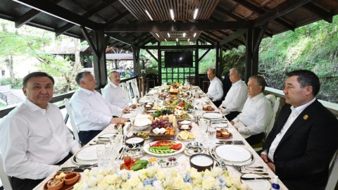 Şuşada İlham Əliyevin adından liderlərə nahar verildi