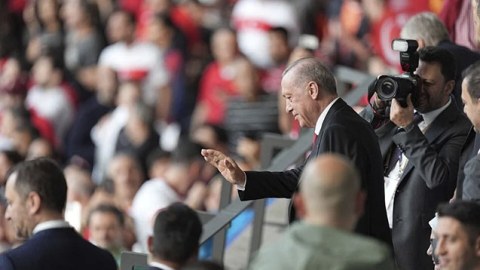 Ərdoğan Türkiyənin qoluna belə sevindi - VİDEO