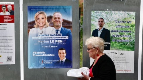 Fransa seçkiləri: Solçular birinci, Makron ikinci yerdədir 