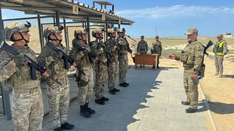 Hərbçilərimiz Qazaxıstanda döyüş tapşırıqlarını icra ediblər - FOTO