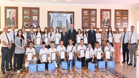 &ldquo;Qərbi Azərbaycana qayıdış&rdquo; olimpiadasının qalibləri ilə görüş&nbsp;-&nbsp;FOTO