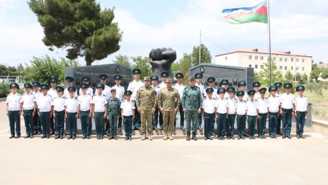 Əlaçı kursantlar azad edilmiş ərazilərdə - FOTOLAR 