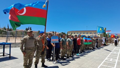 Hərbçilərə “Fəxri Fərman”lar verildi - FOTO