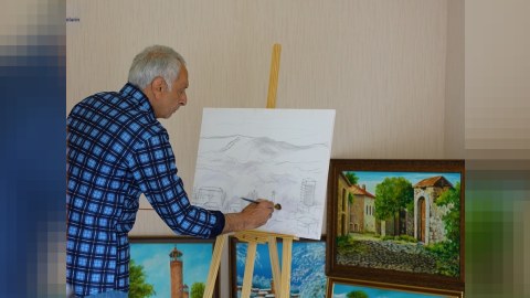 Prezidentlə söhbət edən şuşalı rəssam: "Əsərlərimdə keçmişi yaşadıram" - FOTO