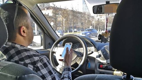 Taksi fəaliyyəti qadağan olunan sürücülərə bu iş təklif olundu