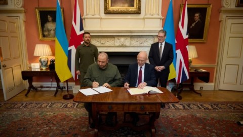 Ukrayna və Britaniya arasında mühüm SAZİŞ