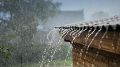 Faktiki hava açıqlandı: Yağış, şimşək