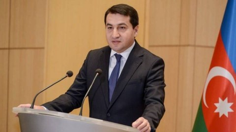 Dezinformasiya xəbərlərlə manipulyasiyaya imkan verir - Hikmət Hacıyev