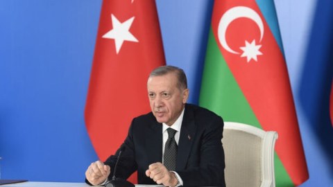 Ərdoğan Ersin Tatarın Zirvə görüşünə qatılmasından DANIŞDI