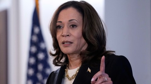 Atası yamaykalı, anası hindistanlı - Demokratların namizədi Kamala Harris KİMDİR...