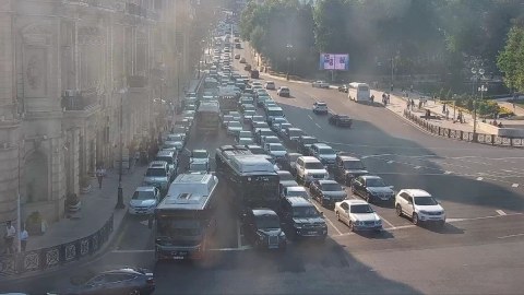Bakının tıxaclı yolları 