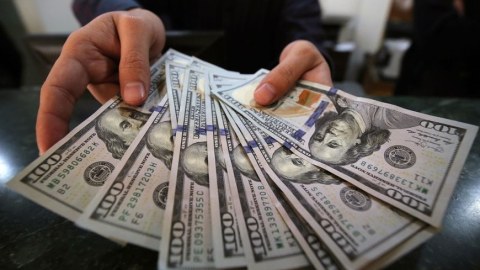 Valyutanın transsərhəd daşınmasına dair qaydalar dəyişdi
