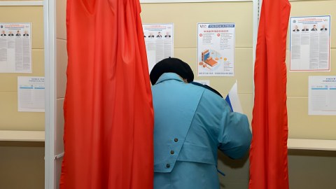 Əvvəlki parlament seçkilərində neçə namizəd iştirak edib?