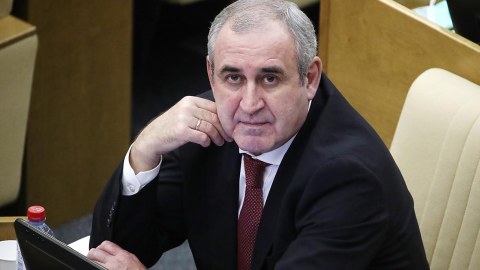 Rusiya Dövlət Dumasının sədr müavini vəzifəsindən azad edilib
