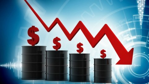 Azərbaycan neftinin qiyməti 85 dollardan aşağı düşüb