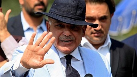 Şahbaz Şərif Pezeşkianın andiçməsinə gedəcək