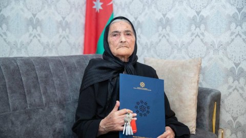 Natiq Qasımovun anasına ev verildi - FOTO
