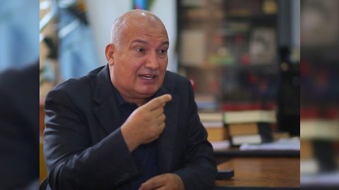 Sərdar Cəlaloğlu geri çəkildi