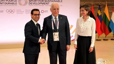 Ermənistan prezidenti Fransada