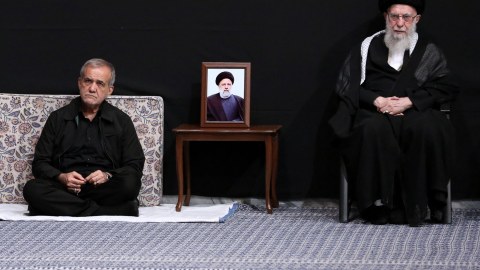 Pezeşkianın andiçmə mərasimində Azərbaycanı bu şəxslər TƏMSİL EDƏCƏK