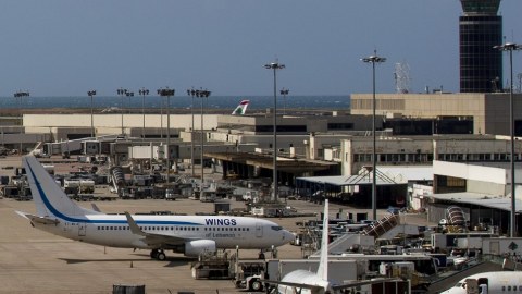 Beyrut aeroportunda uçuşlar təxirə salınıb