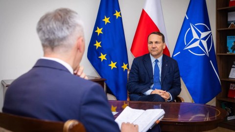 Macarıstan Avropa İttifaqında təcrid olunur - Polşa XİN başçısı