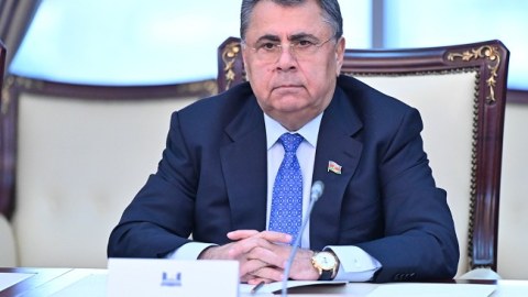 Şeyxin qardaşının namizədliyi qeydə alındı - FOTO