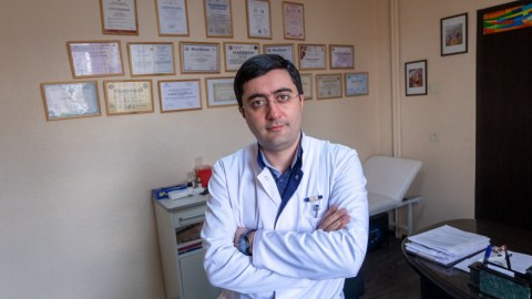 Ermənistanda xidmət rəisi həbs olundu