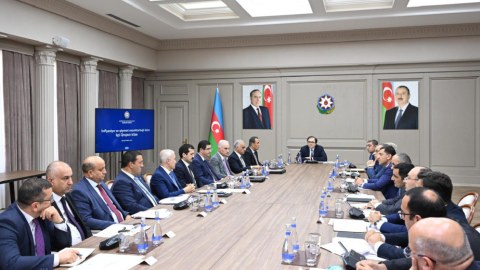 Hökumət infilyasiya ilə mübarizəni müzakirə etdi 