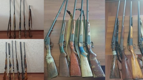 Sakinlərdən sənədsiz silahlar götürüldü