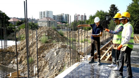 Bakıda 9 məktəbdə tikinti və əsaslı təmir işləri aparılır