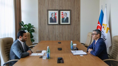 “AzerGold”da "Yüksəliş" müsabiqəsinin qalibləri ilə görüşlər keçirilib - FOTO