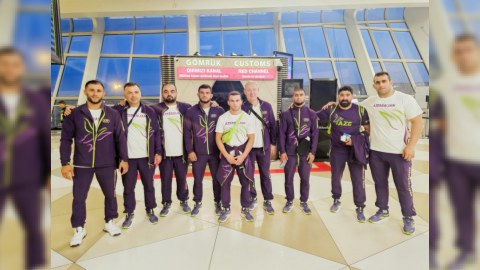 Güləşçilərimiz Fransaya getdi