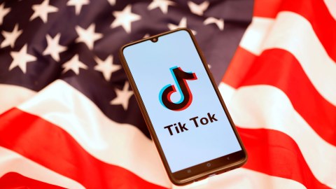ABŞ "TikTok"u məhkəməyə verib - Uşaqlara görə... 