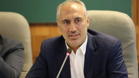 Mərkəzi Bankın keçmiş sədri nazir postuna gətirildi
