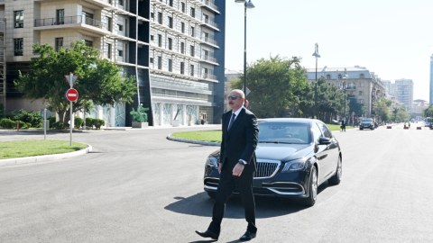 Prezident yeni avtomobil yolunun açılışında - FOTOLAR
