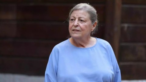 Tanınmış aktrisa vəfat etdi 