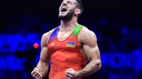 İdmançımız yarımfinalda məğlub oldu 