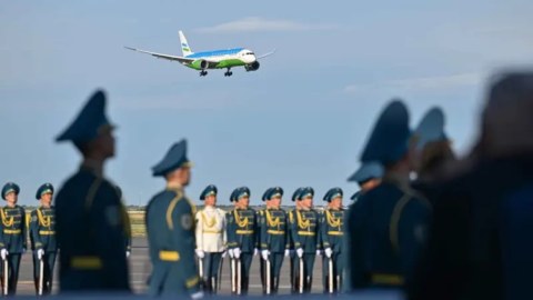 Mirziyoyev Qazaxıstanda